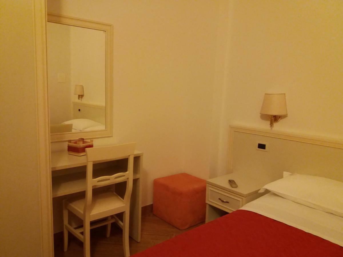 Il Piccolo Nido Bed and Breakfast Borgo Montenero Buitenkant foto