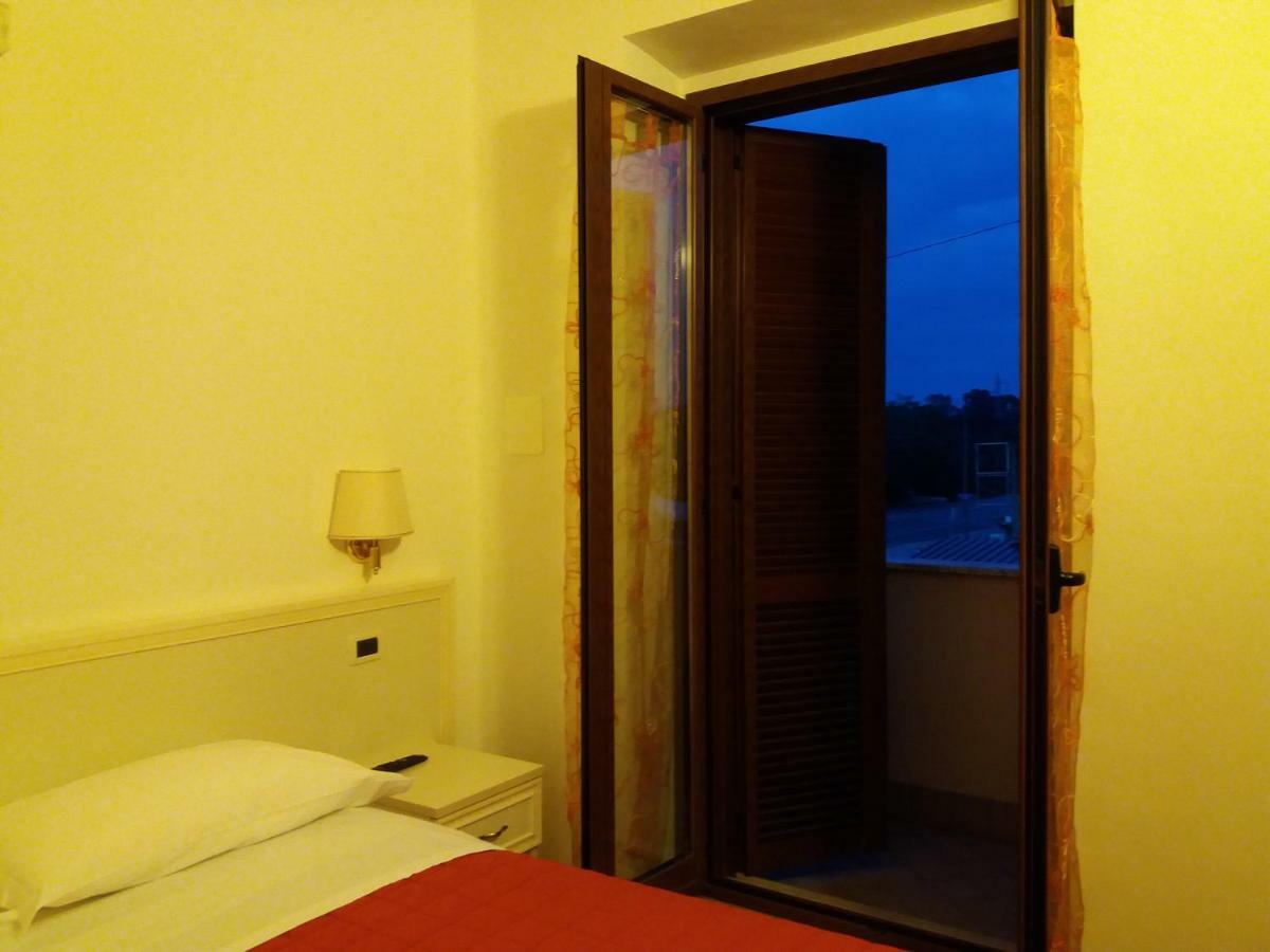 Il Piccolo Nido Bed and Breakfast Borgo Montenero Buitenkant foto